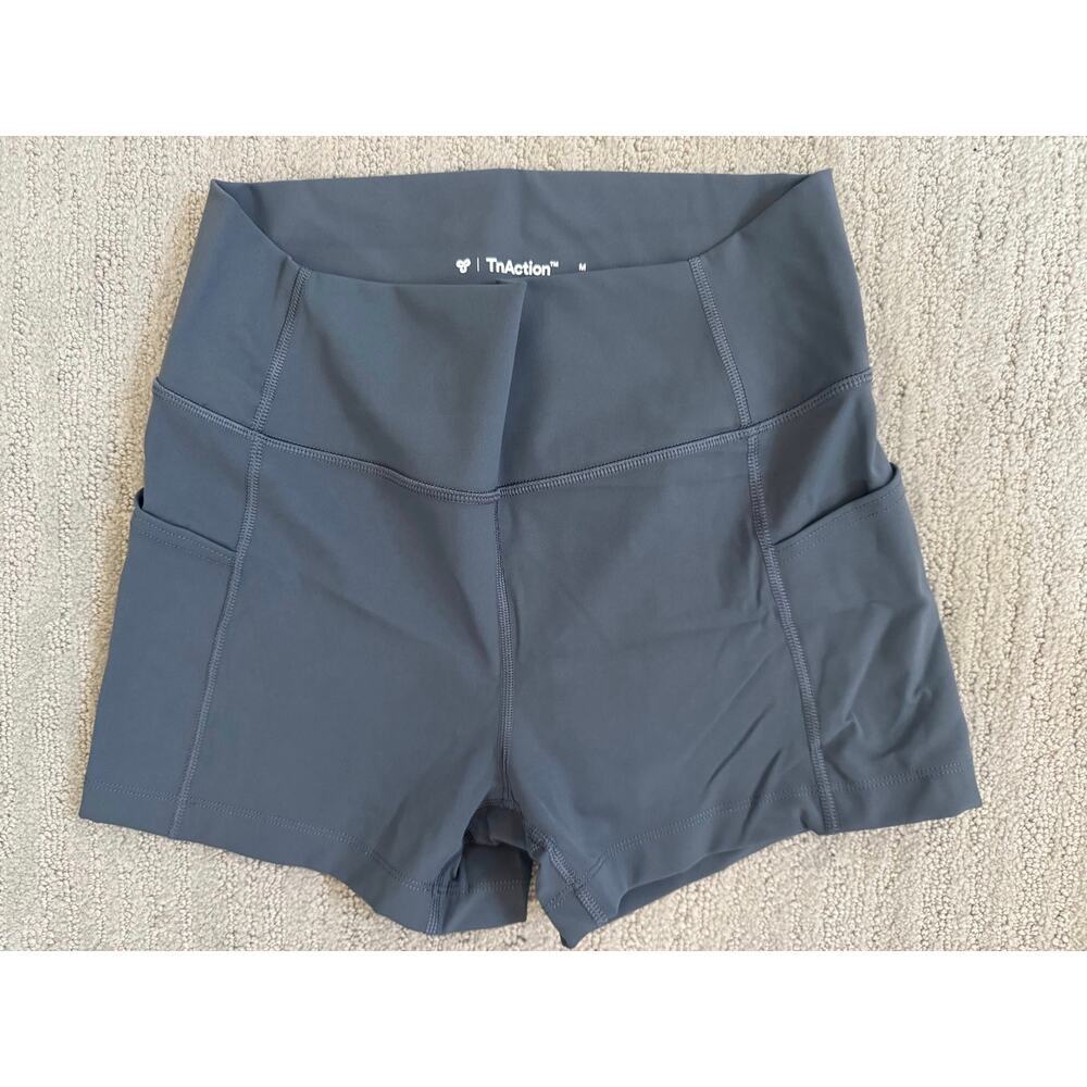 TNACTION 3” inseam Shorts Gray Size Medium